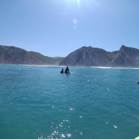 Moby Dick Lodge Malveira da Serra Bagian luar foto