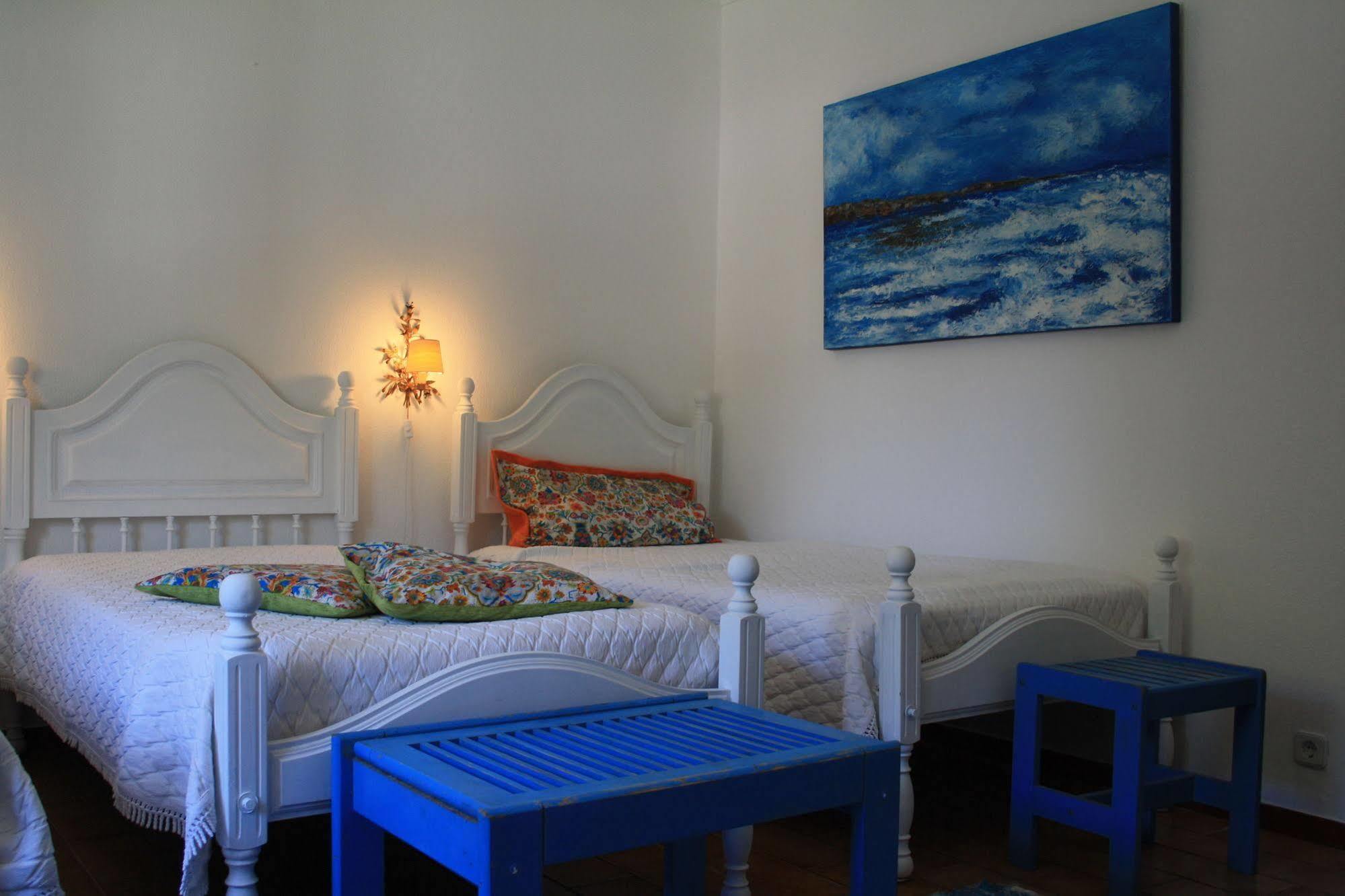 Moby Dick Lodge Malveira da Serra Bagian luar foto