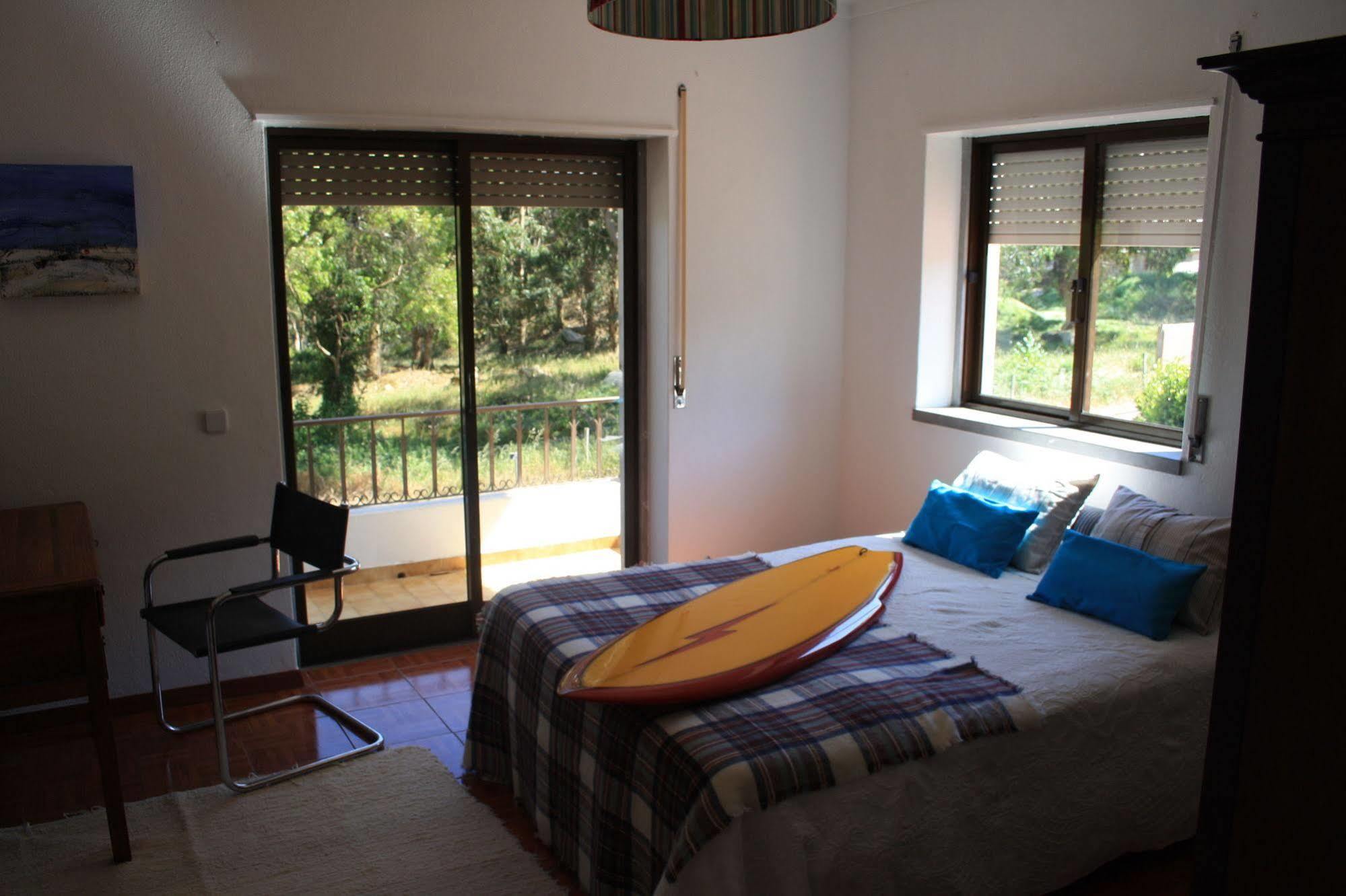 Moby Dick Lodge Malveira da Serra Bagian luar foto