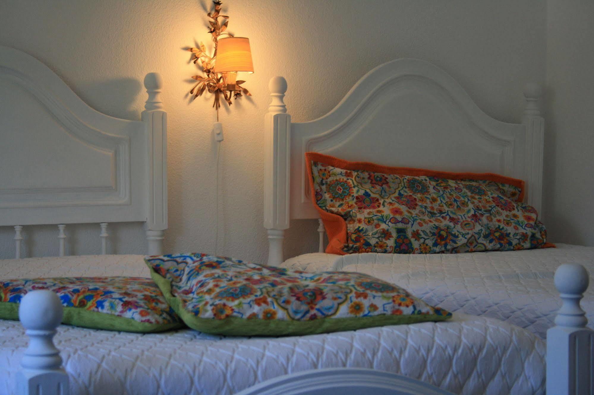 Moby Dick Lodge Malveira da Serra Bagian luar foto